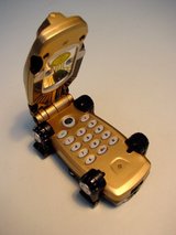 Beeldvergroting: Drieks nieuwe mobieltje...